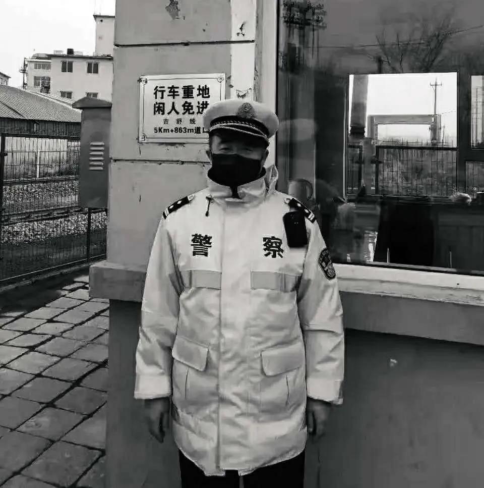 清明缅怀：致敬牺牲在战疫一线的退役老兵