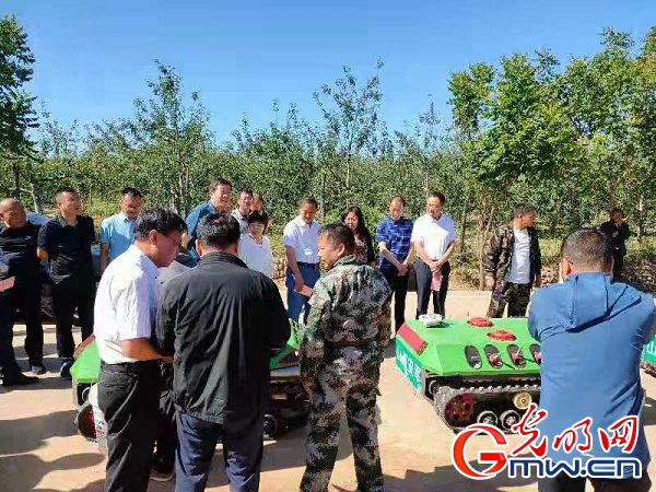 无人机“种出”的水果有什么不一样？探访这群退役老兵的创业故事