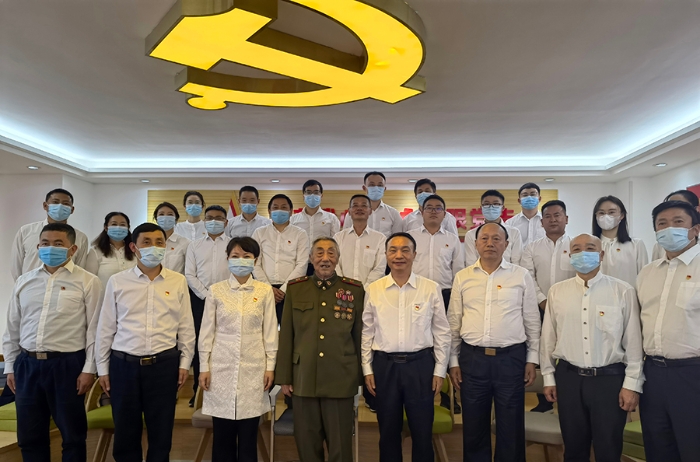 省纪委省监委第三监督检查室党支部和驻省人力资源社会保障厅纪检监察组党支部联合开展主题党日活动