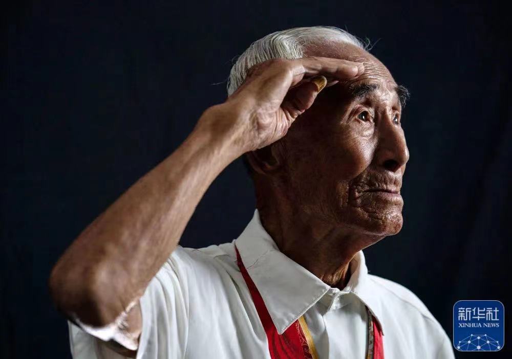 浴血荣光丨致敬抗战老战士——曹玉佃、高永斌
