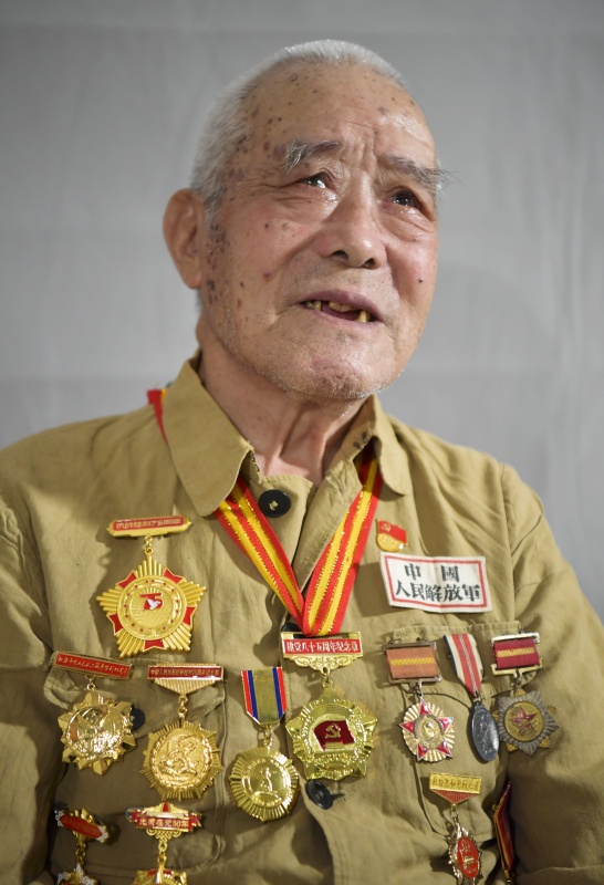 浴血荣光丨致敬抗战老战士——周绍文