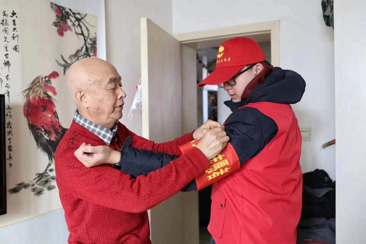 “老兵永远跟党走”系列报道 78岁首都老兵陶振国 把志愿服务当事业来做