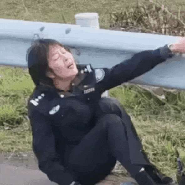“老婆孩子在等你！加油！加油啊！”