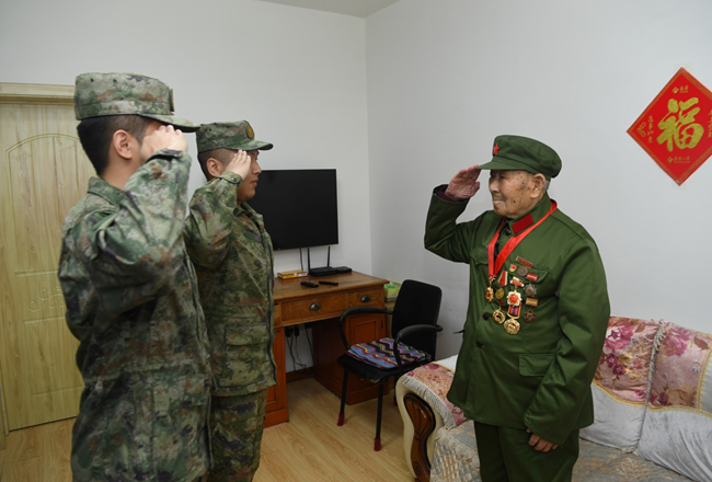 纪念中国人民抗日战争暨世界反法西斯战争胜利80周年·寻访老兵足迹主题宣传活动展播（二）|  抗战老兵张学芝：保家卫国，拼了命也值得！